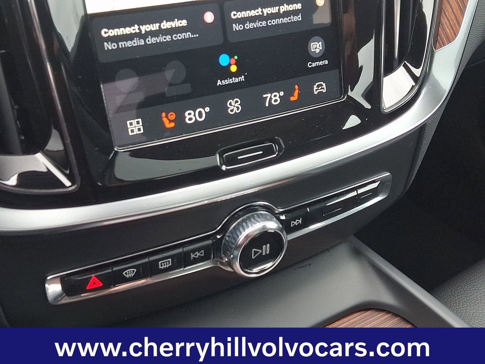 Certified 2025 Volvo S60 B5 Plus image 17