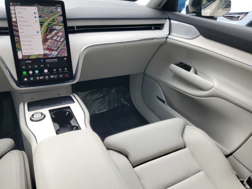 Certified 2025 Volvo EX90 Ultra AWD/4WD image 16