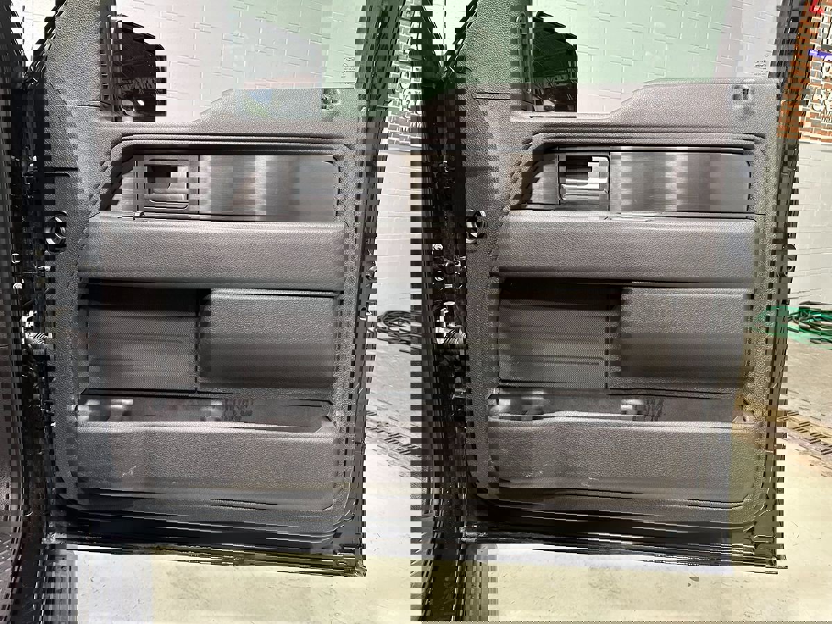 Used 2014 Ford F150 FX4 w/ FX Appearance Package image 8