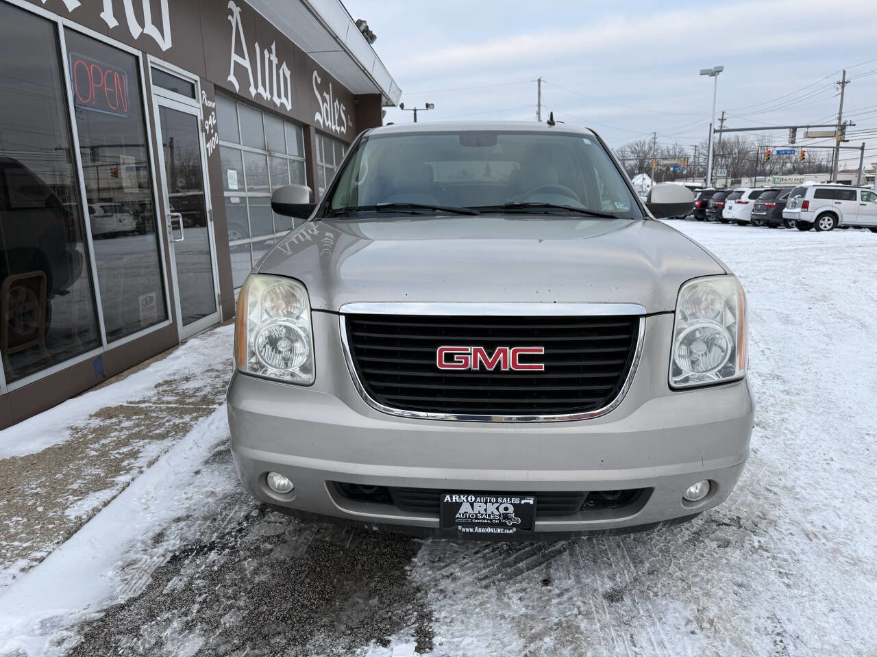 Used 2007 GMC Yukon SLE image 3
