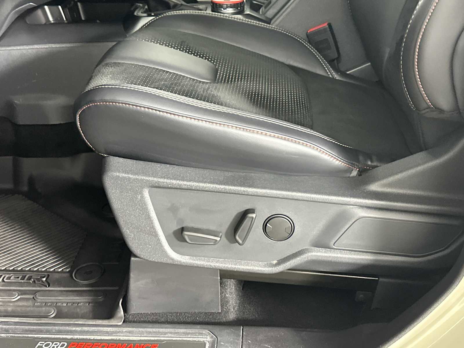 Used 2025 Ford Bronco Raptor AWD/4WD image 8
