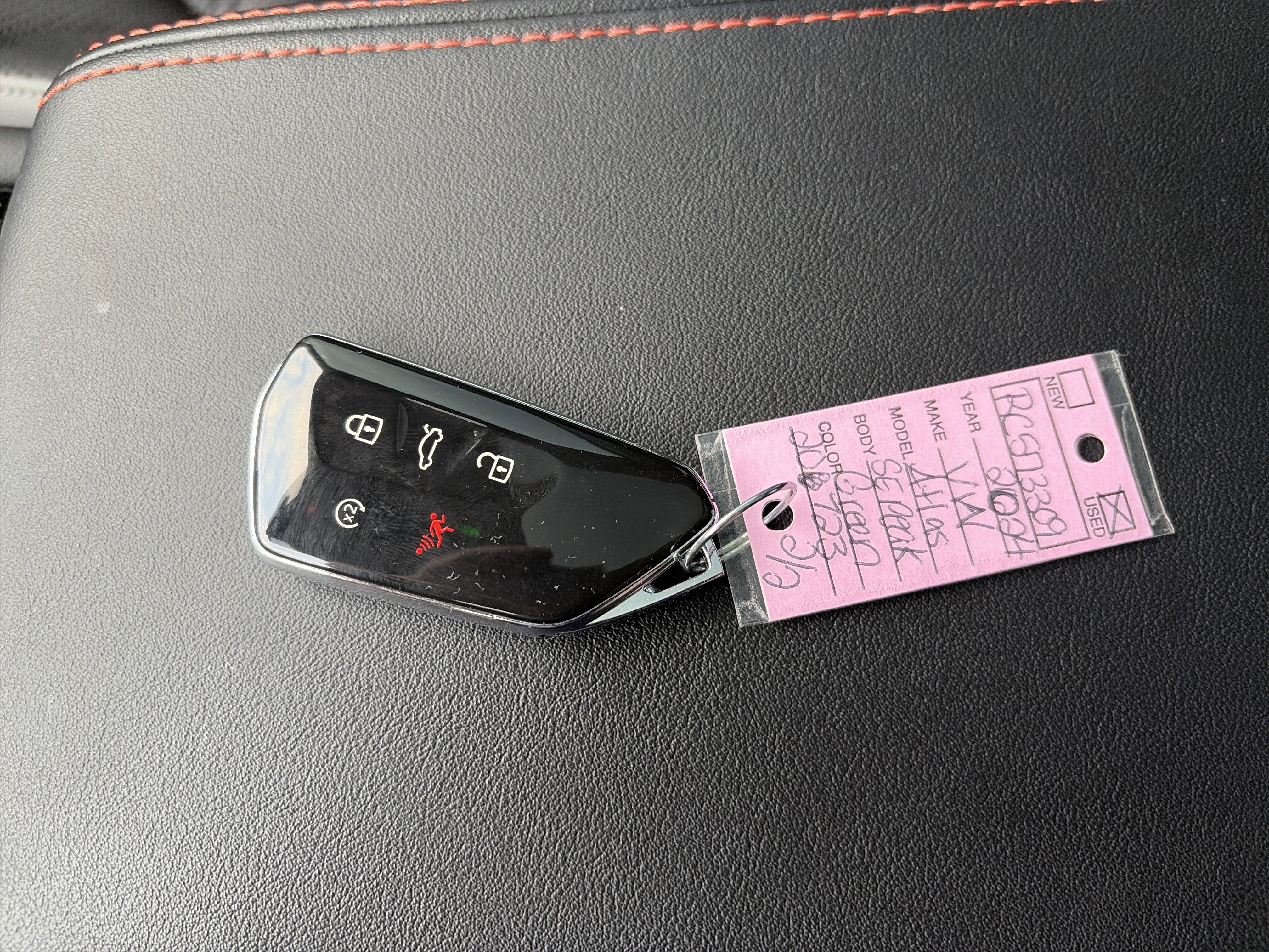 Used 2024 Volkswagen Atlas Peak Edition SE image 48