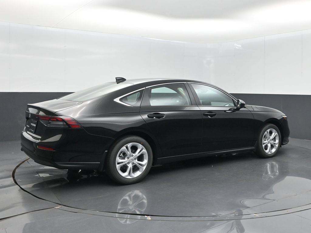 New 2026 Honda Accord LX image 8