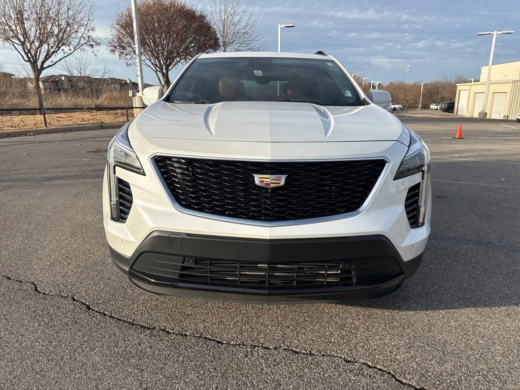 Used 2023 Cadillac XT4 Sport image 2