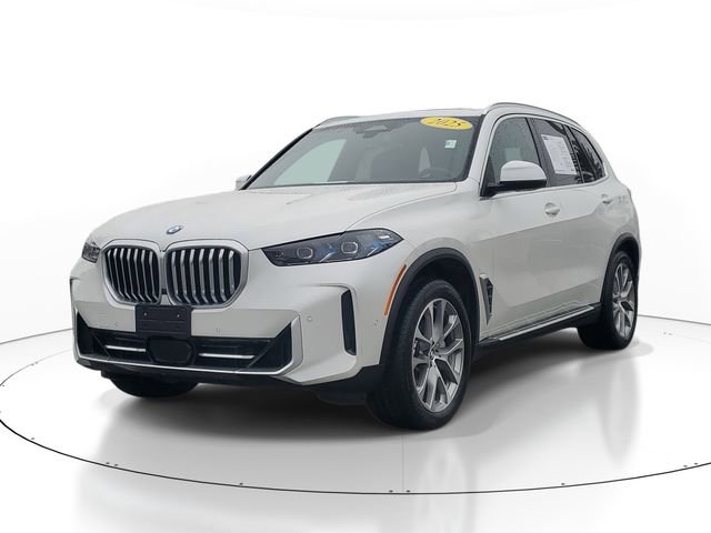 Used 2025 BMW X5 xDrive40i w/ Climate Comfort Package image 2