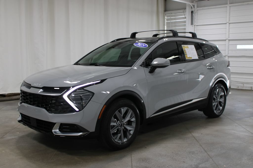 Used 2025 Kia Sportage SX FWD image 4