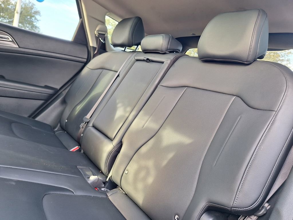 Used 2024 Kia Sportage EX w/ EX Premium Package image 24