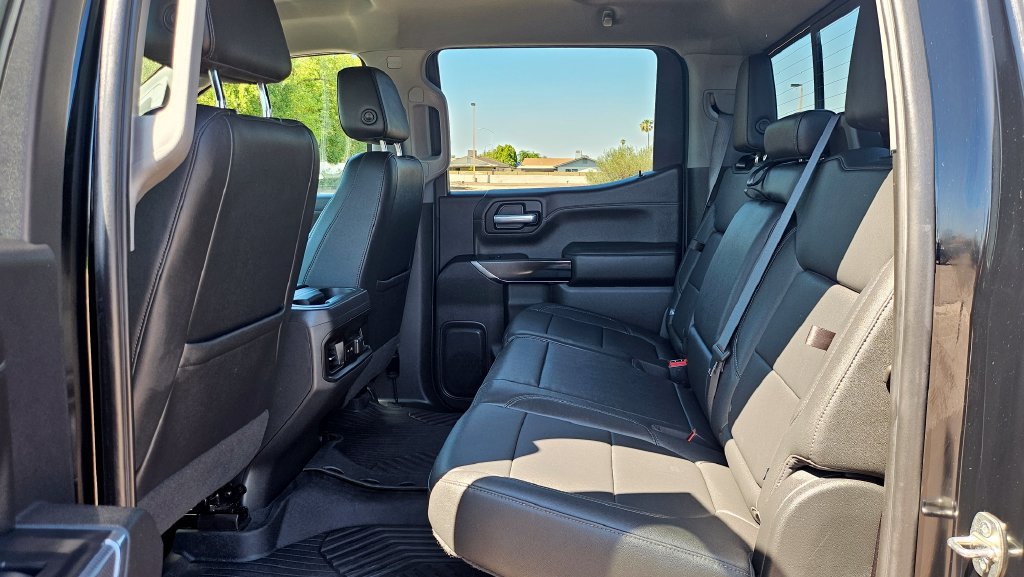 Used 2021 Chevrolet Silverado 1500 LT Trail Boss w/ Convenience Package II AWD/4WD image 23