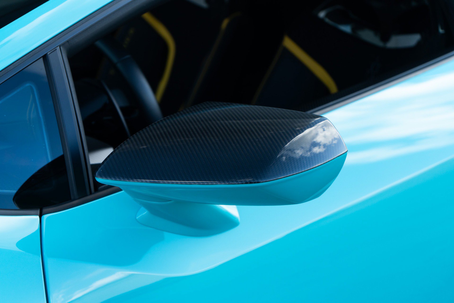 Used 2023 Lamborghini Huracan Tecnica RWD image 38