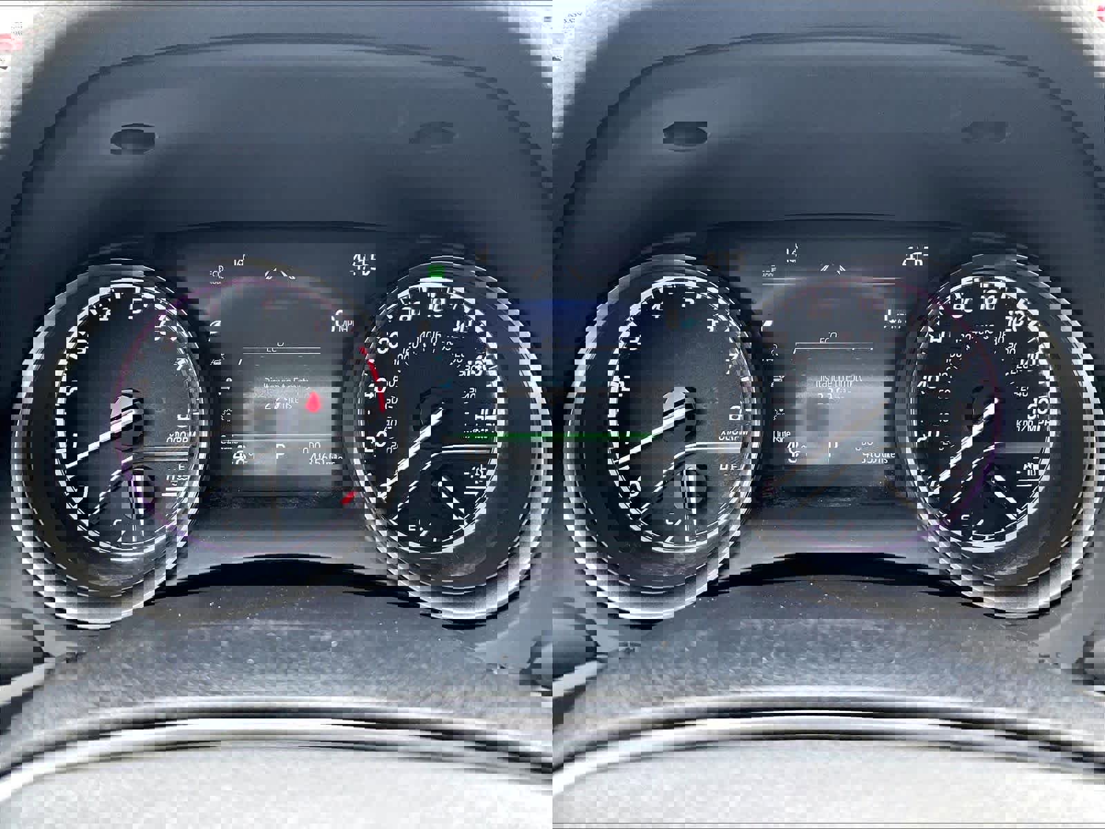 Used 2022 Toyota Camry SE w/ Carpet Mat Package (TMS) AWD/4WD image 25