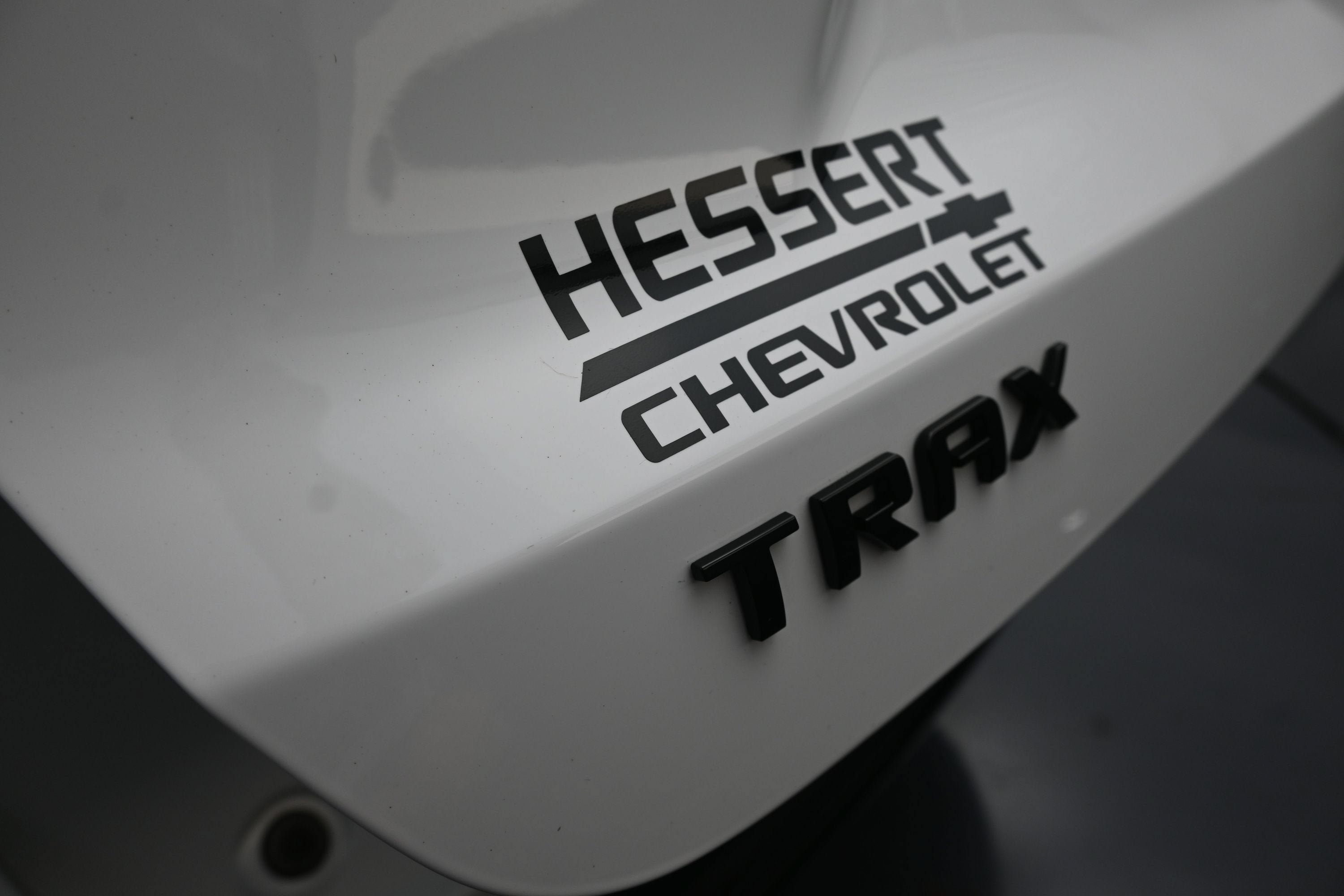 Used 2025 Chevrolet Trax RS w/ Sunroof Package FWD image 32