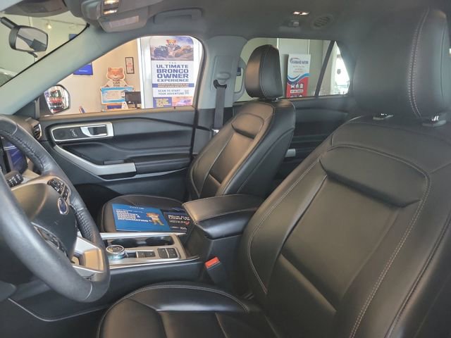Used 2023 Ford Explorer XLT w/ Equipment Group 202A image 19