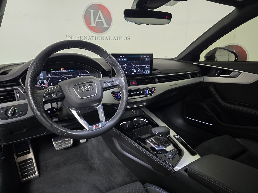 Used 2022 Audi A4 2.0T Premium Plus w/ Premium Plus Package image 16