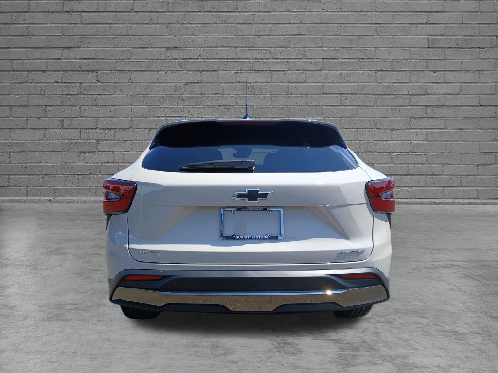 New 2026 Chevrolet Trax ACTIV w/ Driver Confidence Package FWD image 5