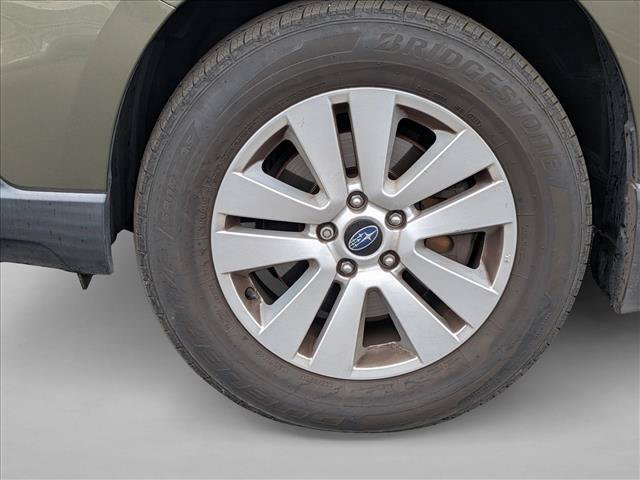 Used 2015 Subaru Outback 2.5i Premium AWD/4WD image 14