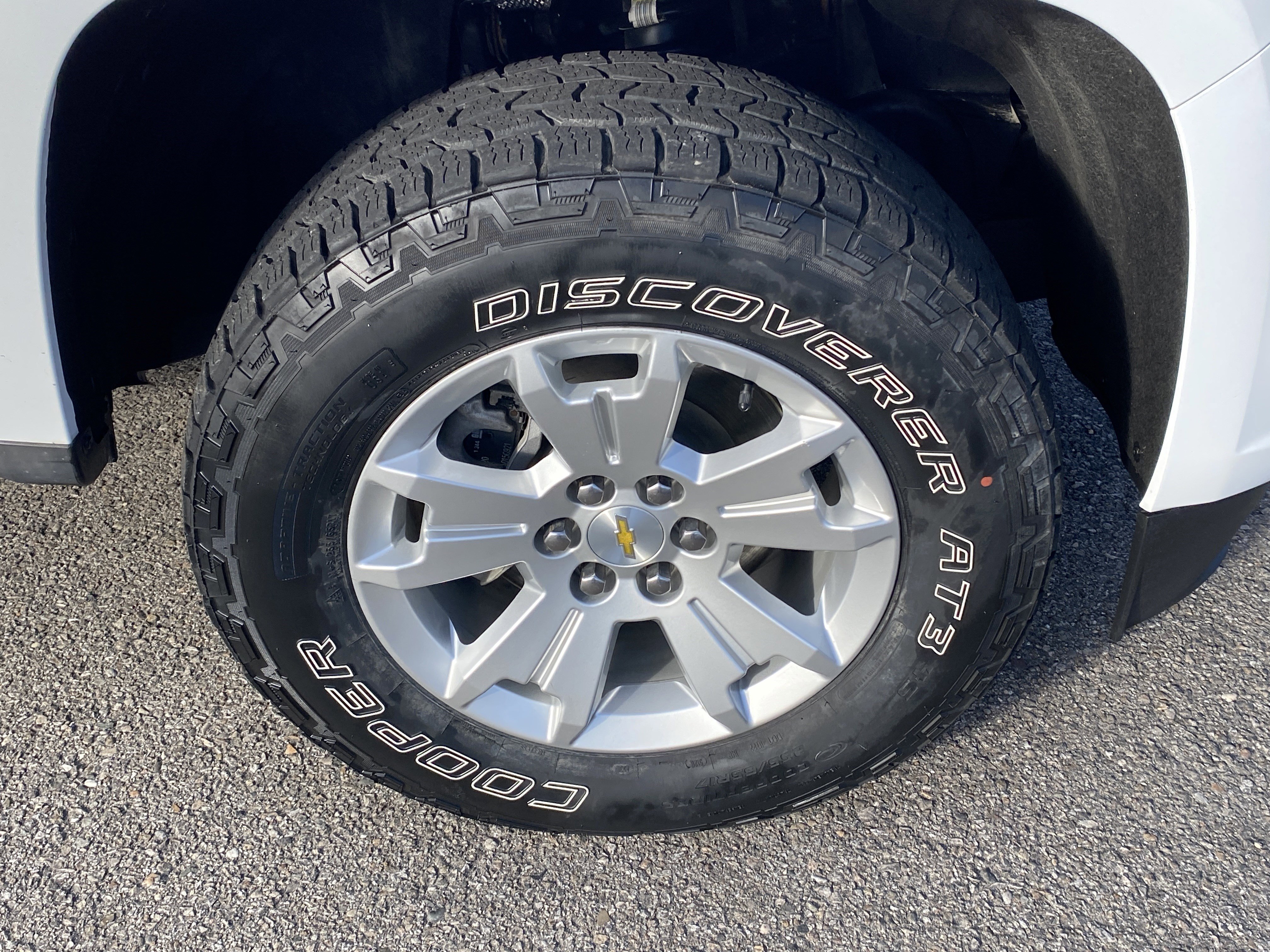 Used 2022 Chevrolet Colorado LT w/ Safety Package image 28