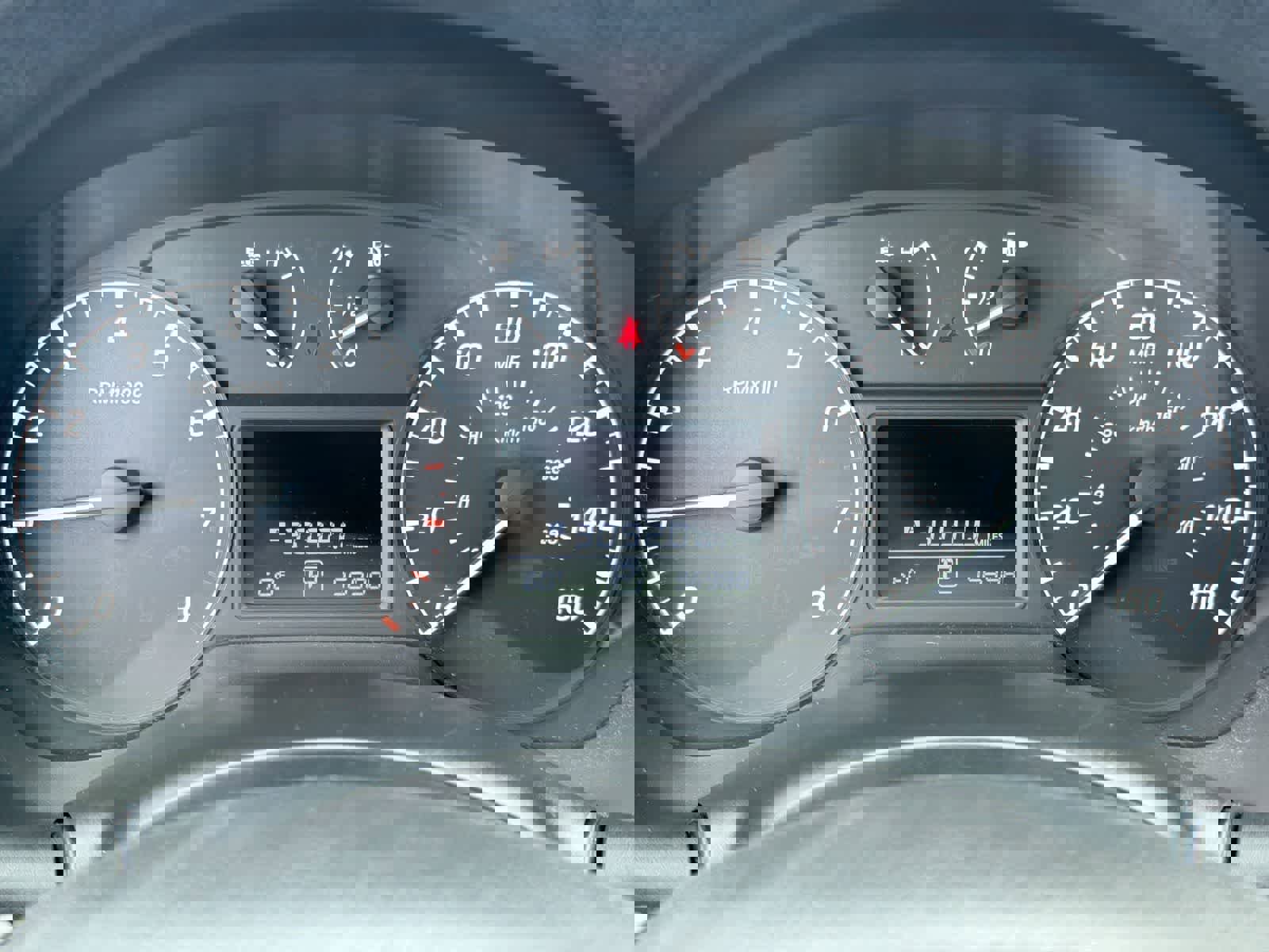 Used 2016 Nissan Sentra S image 32