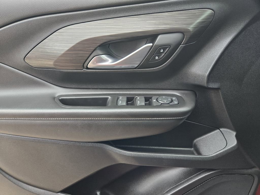 Used 2022 GMC Terrain SLE w/ Driver Convenience Package FWD image 19