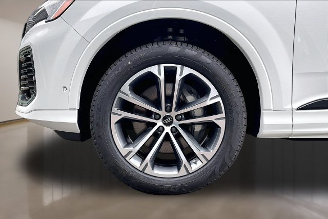New 2026 Audi Q7 2.0T Premium AWD/4WD image 12