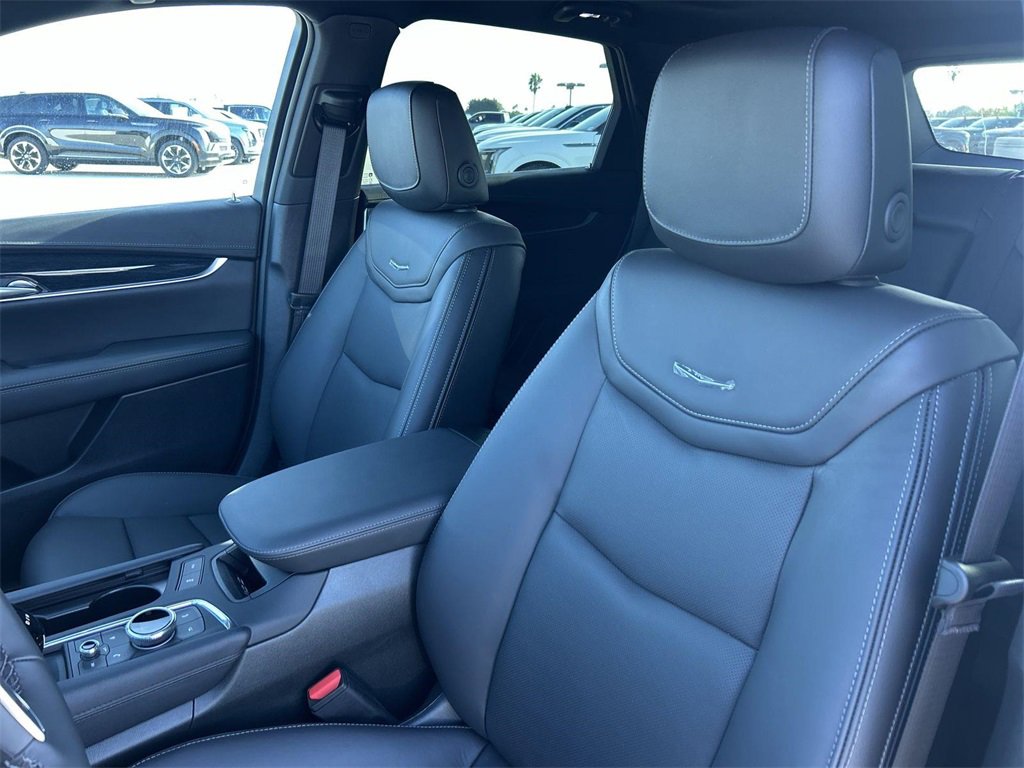 New 2025 Cadillac XT5 Premium Luxury image 23