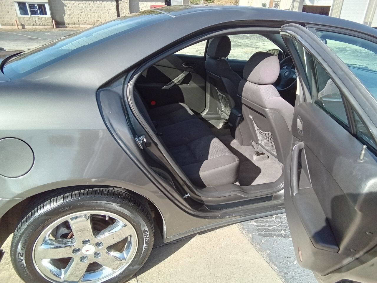 Used 2006 Pontiac G6 Sedan w/ Drivers Package image 5