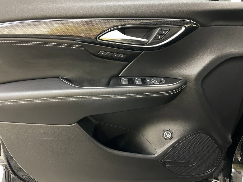 Used 2023 Buick Envision Essence AWD/4WD image 24