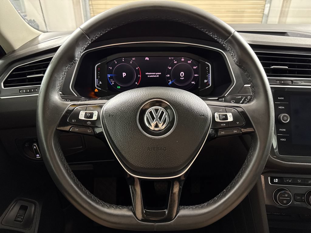 Used 2020 Volkswagen Tiguan SEL FWD image 14