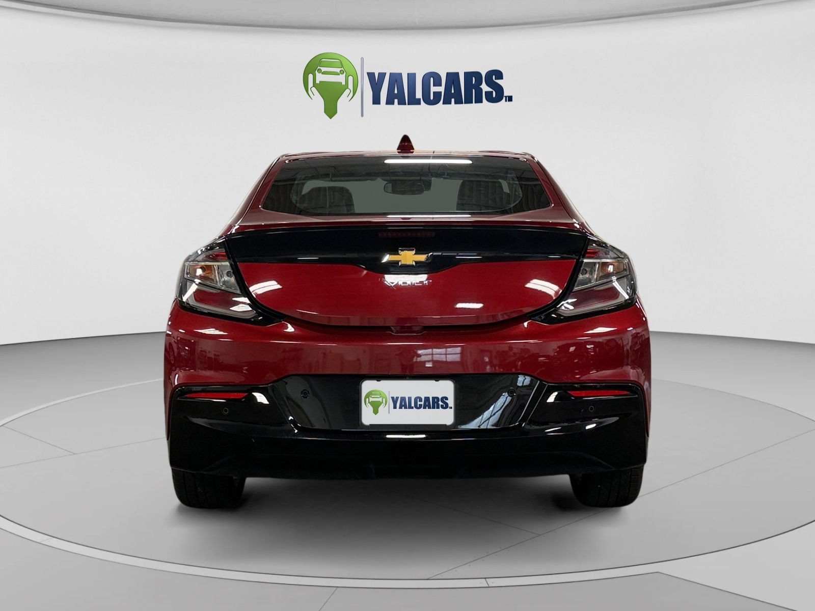 Used 2018 Chevrolet Volt Premier w/ Driver Confidence Package FWD image 4