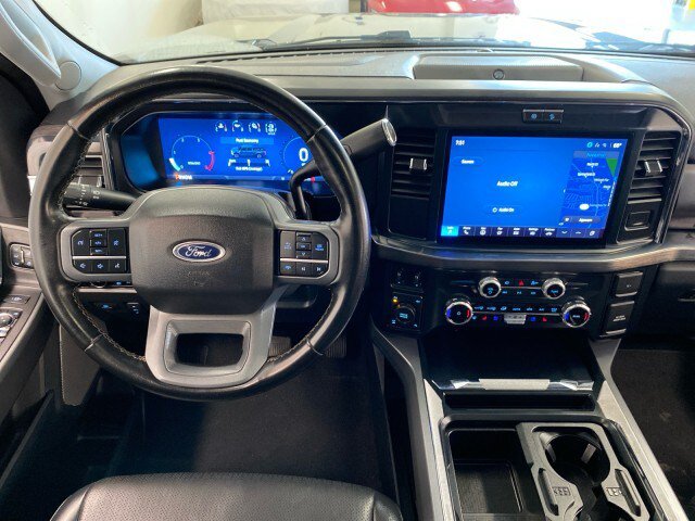 Used 2025 Ford F350 Lariat w/ Black Appearance Package AWD/4WD image 15