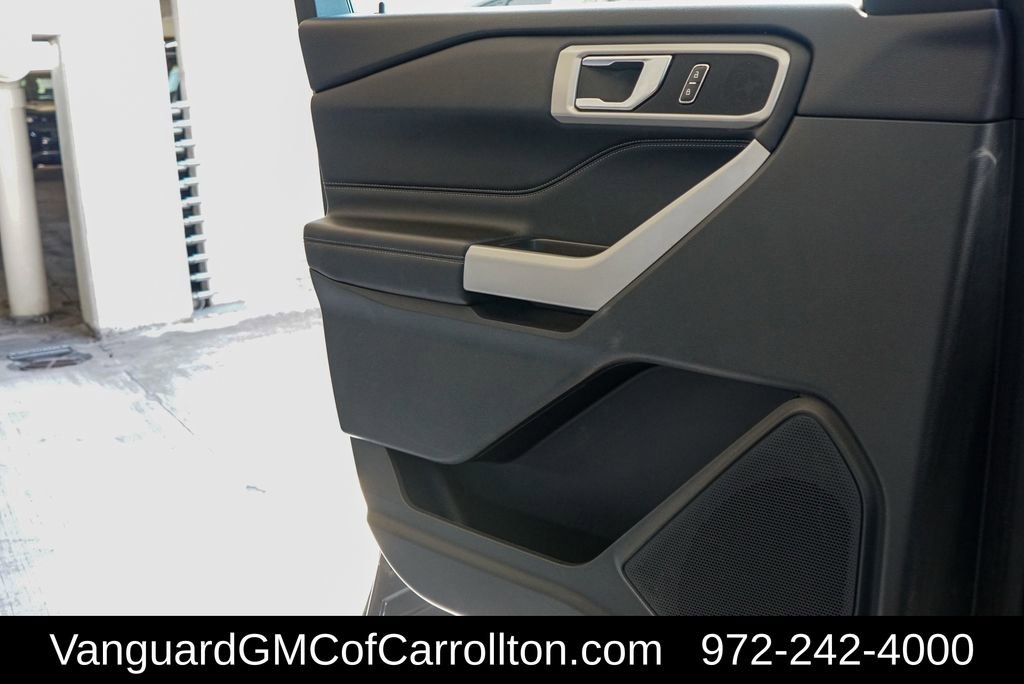 Used 2024 Ford Explorer XLT w/ Equipment Group 202A image 21