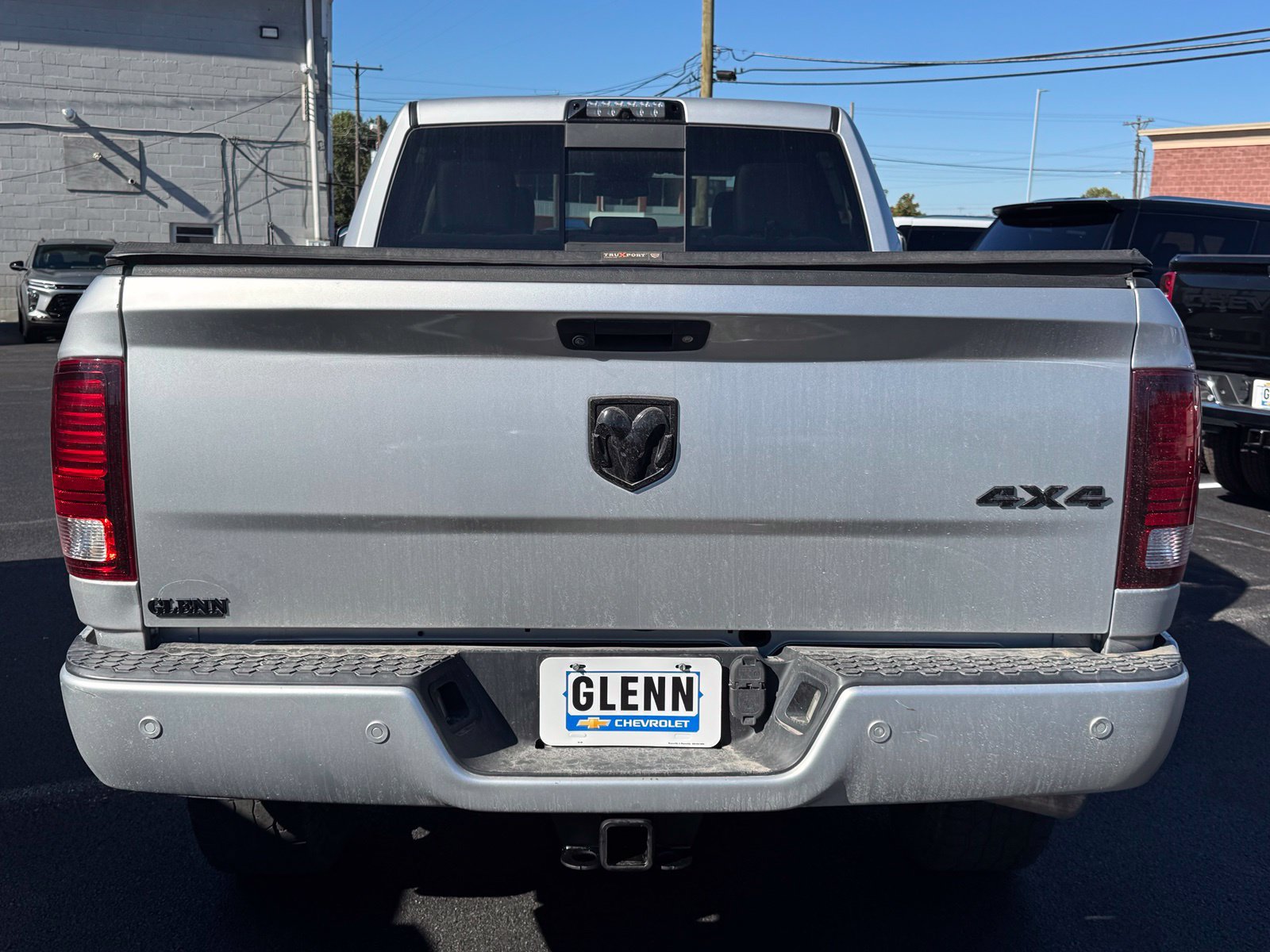 Used 2018 RAM 2500 Laramie w/ Sport Appearance Group AWD/4WD image 5