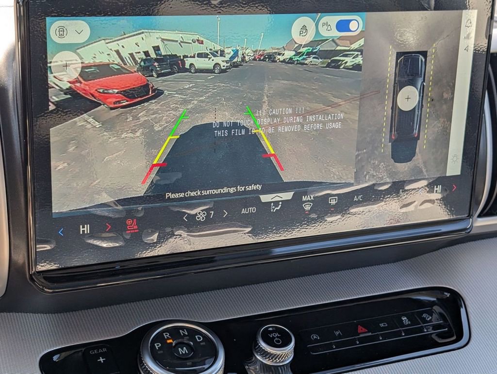 New 2026 Ford Expedition Active image 3