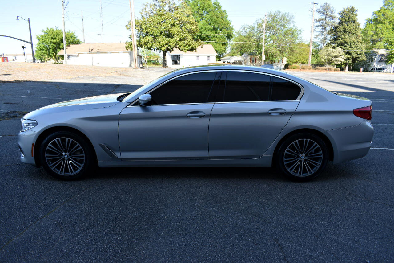 Used 2019 BMW 530i xDrive w/ Convenience Package image 9