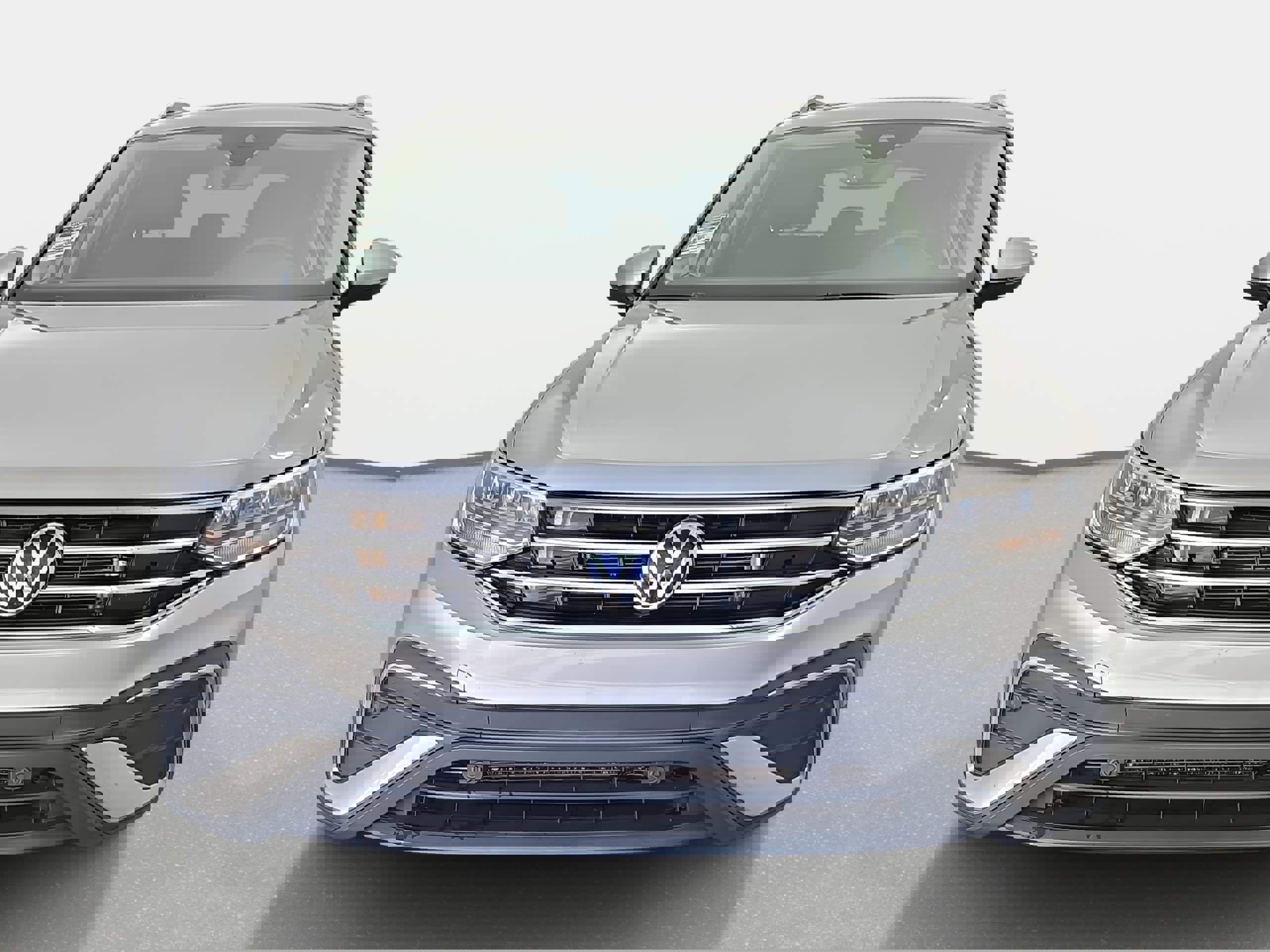 Certified 2022 Volkswagen Tiguan SE w/ Panoramic Sunroof Package image 8