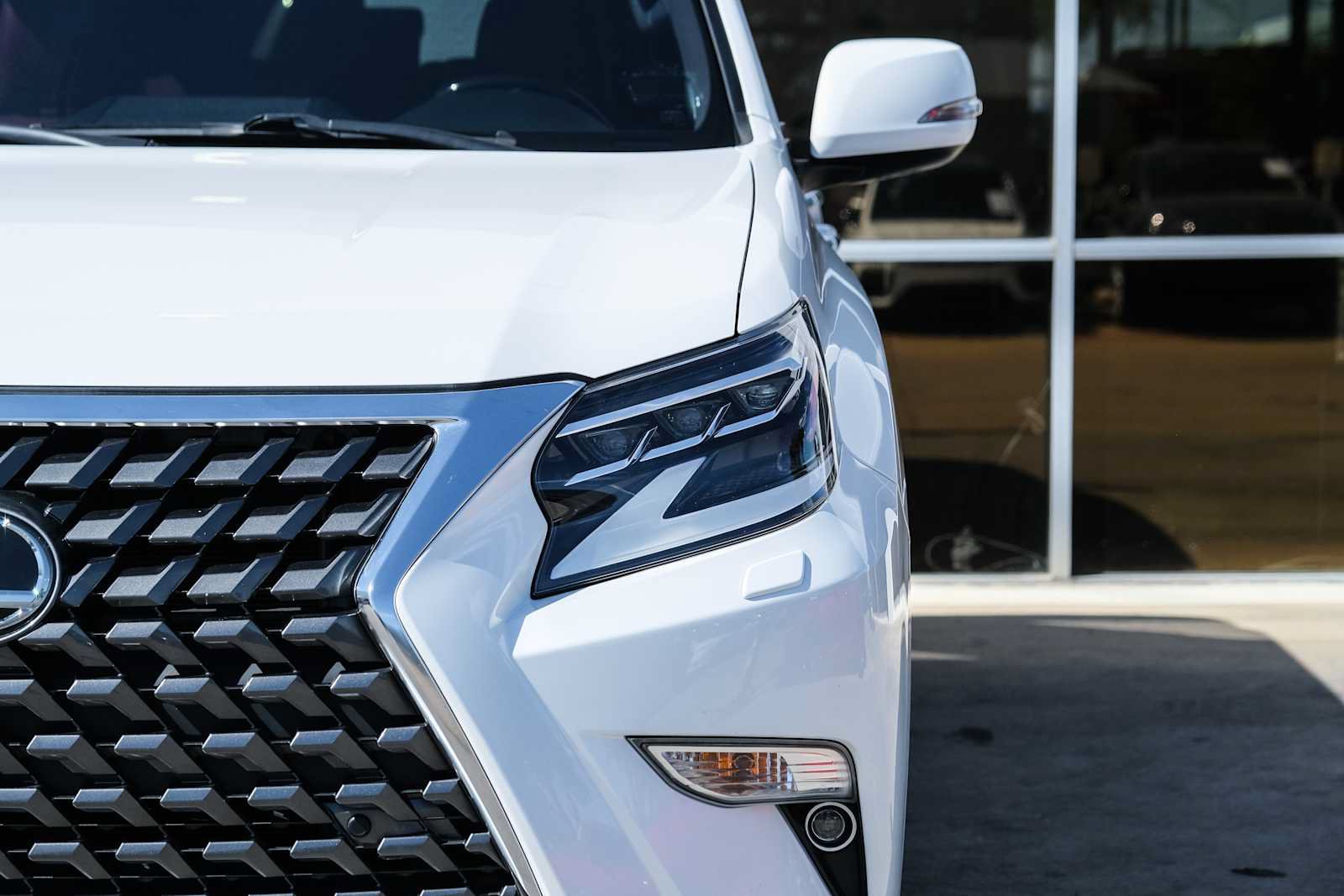 Used 2021 Lexus GX 460 Premium w/ Premium Package AWD/4WD image 5