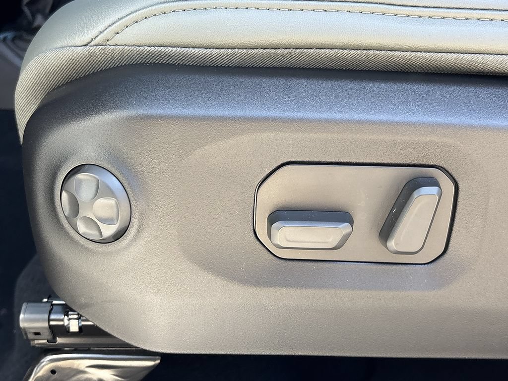 New 2026 Jeep Gladiator Mojave AWD/4WD image 12