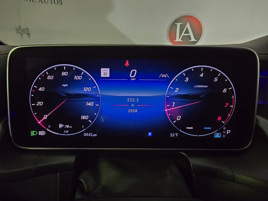 Used 2025 Mercedes-Benz GLC 300 4MATIC image 20