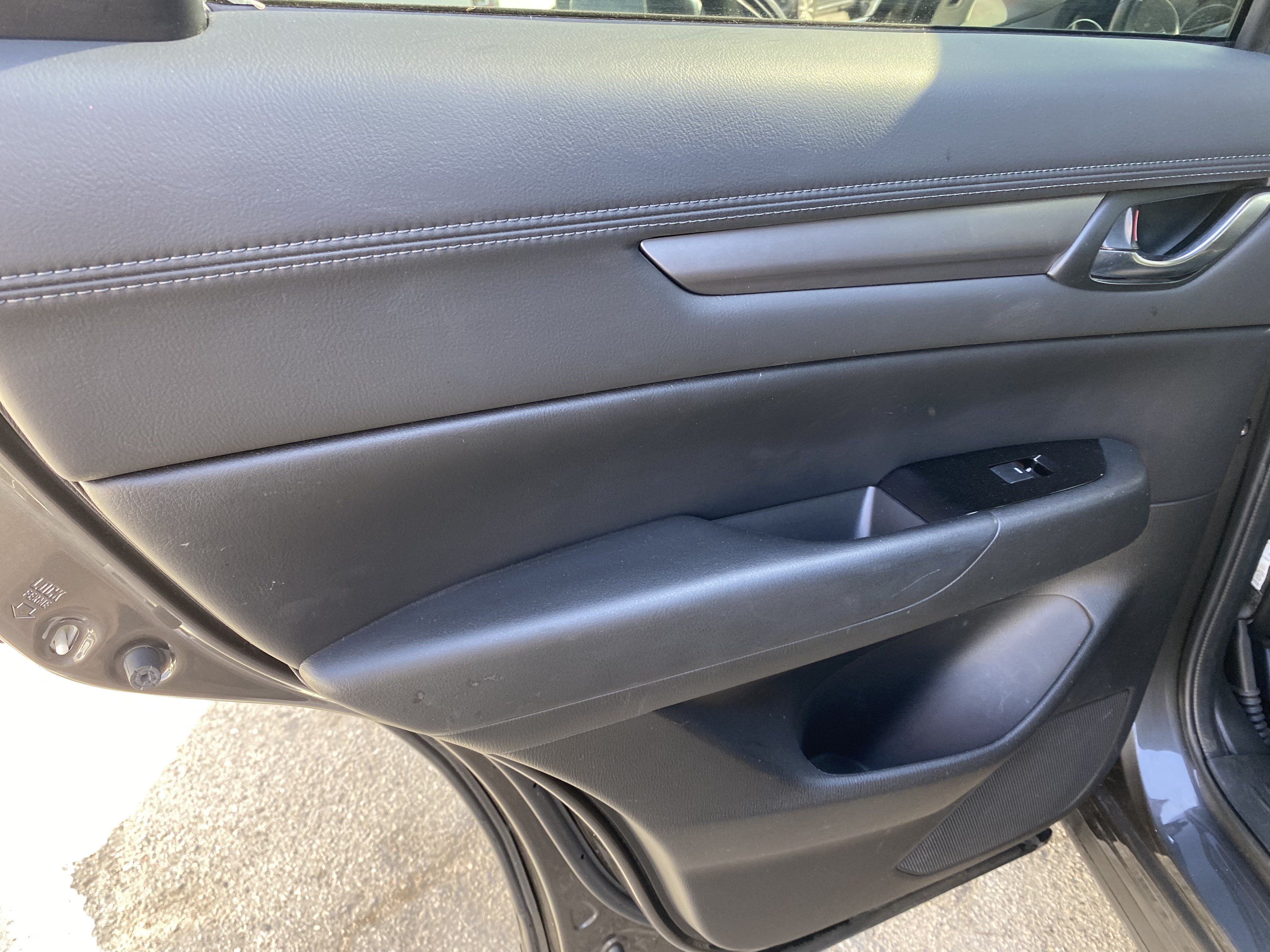 Used 2020 MAZDA CX-5 Touring FWD image 15
