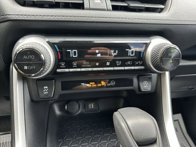 Used 2024 Toyota RAV4 XLE AWD/4WD image 18