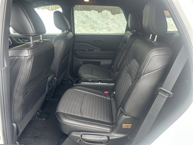 Used 2025 Nissan Pathfinder Rock Creek image 21