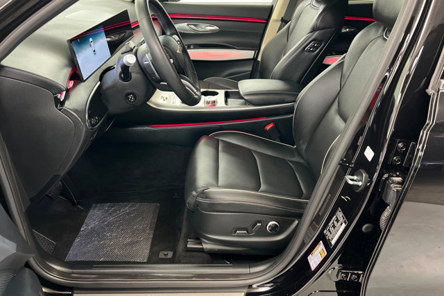 Used 2026 Genesis GV70 2.5T Advanced image 17