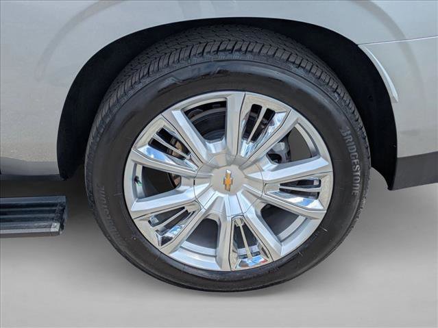 Used 2024 Chevrolet Suburban High Country image 29