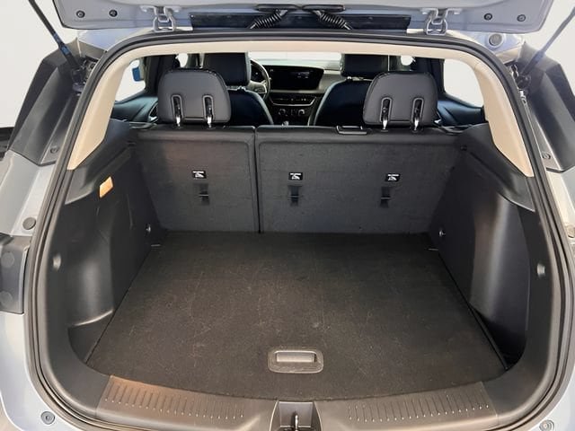 Certified 2025 Buick Encore GX Preferred AWD/4WD image 7