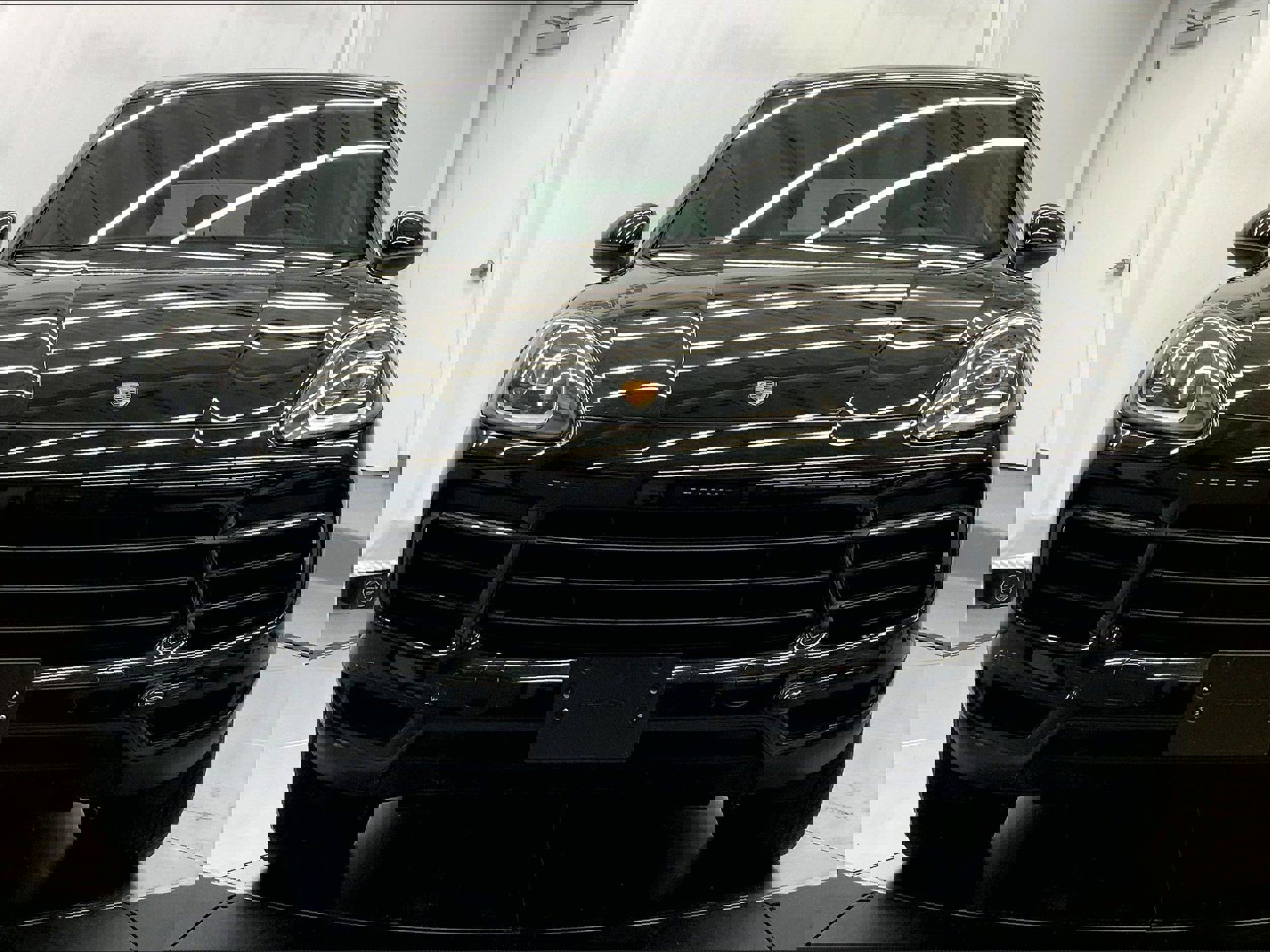 Used 2022 Porsche Cayenne E-Hybrid image 10