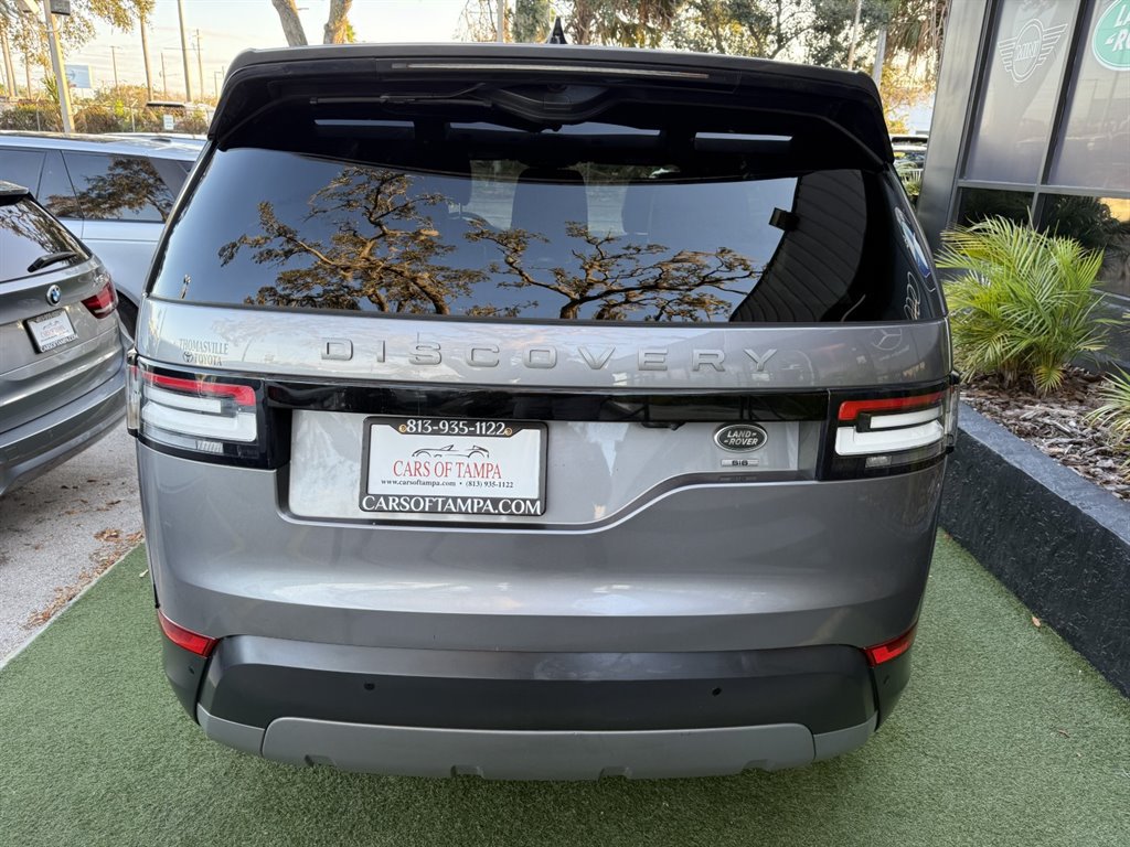 Used 2020 Land Rover Discovery SE AWD/4WD image 5