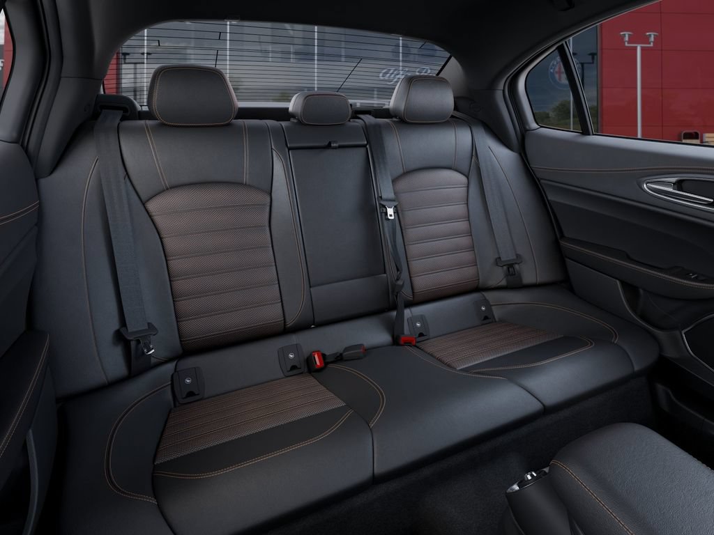 New 2025 Alfa Romeo Giulia w/ Driving Assist Package RWD image 16