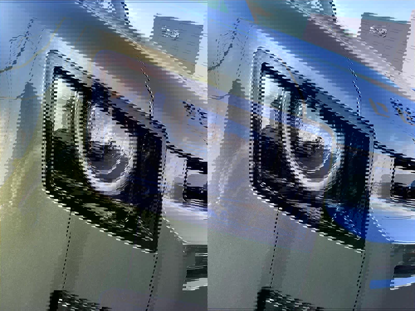 New 2026 Land Rover Defender 110 S image 33