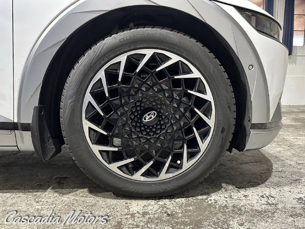 Used 2022 Hyundai Ioniq 5 Limited image 33