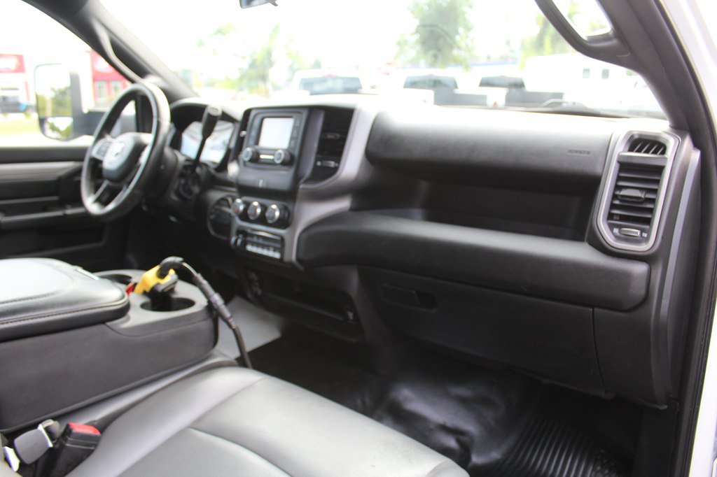 Used 2022 RAM 5500 Tradesman AWD/4WD image 22