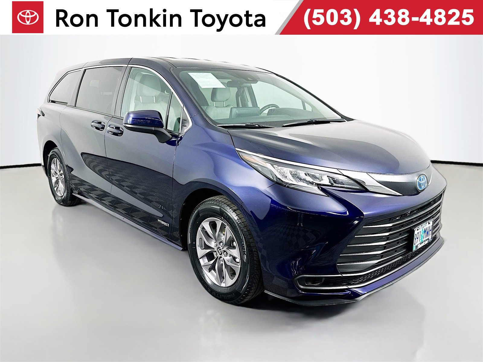 Certified 2021 Toyota Sienna LE